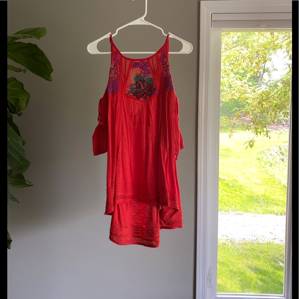 Free People | NWT Red off the shoulder top